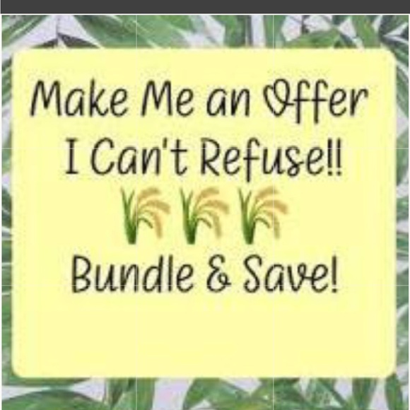 Gold Tone Skull Cuff Bracelet - Picture 14 of 14